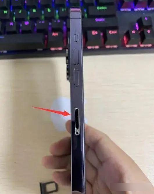 苹果v版v卡苹果手机v版是什么意思